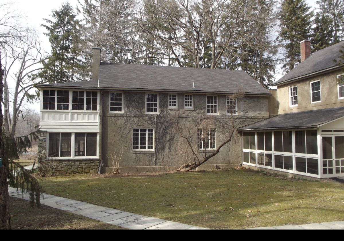Dickerman and Cook lived there full time from 1926, while Eleanor Roosevelt had her own room, but rarely stayed over.